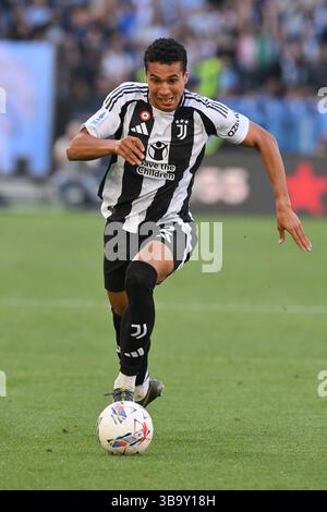 10. Mai 2025, Olimpico Stadium, Rom, Italien; Serie A Enilive Football Match; Lazio gegen Juventus; Alberto Costa vom FC Juventus Stockfoto