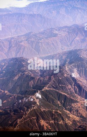 Taihangshan, aus der Vogelperspektive. Das Gebirge in China, das sich am östlichen Rand des Loess Plateaus in den Provinzen Chinas, Shaanxi an, befindet Stockfoto