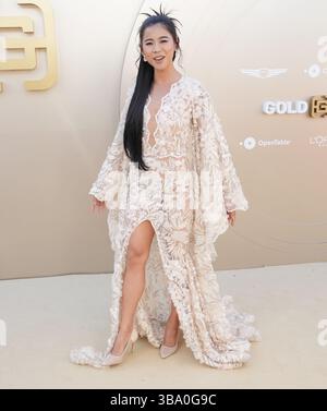 Leah Lewis kommt am Samstag, dem 10. Mai 2025, bei der Gold House 4. Jährlichen GOLD-GALA im Dorothy Chandler Pavilion Music Center in Los Angeles, CA. (Foto: Sthanlee B. Mirador/SIPA USA) Stockfoto