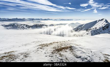 Fantastische Schneeschuhtour auf dem Hochgrat bei der Nagelfluhkette im Allgau, Bayern Stockfoto
