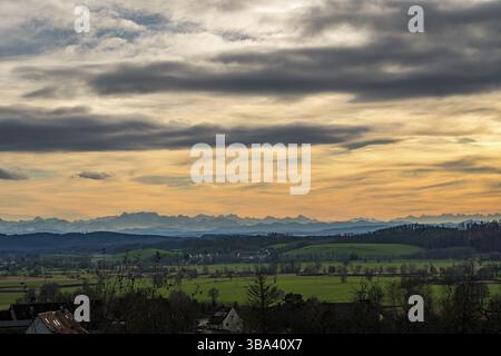 Fantastischer Sonnenuntergang in Heiligenberg am Bodensee Stockfoto