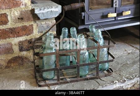 Innenraum des antiken Avebury Manor aus dem 16. Jahrhundert in Avebury England united Kingdom Stockfoto