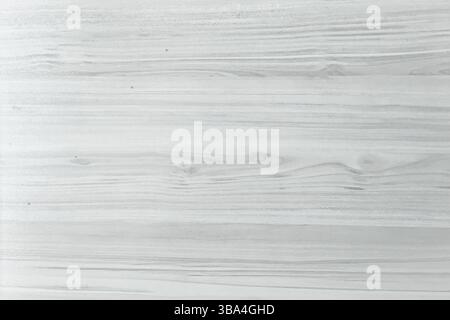 Gewaschener hölzerner Texturhintergrund, helle weiche Eiche aus verwittertem Waschlappen mit verblasster Lackfarbe, die Holzmaserung zeigt. Weißes Hartholz Stockfoto