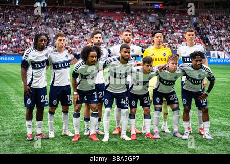 Vancouver, Kanada. Mai 2025. Vancouver, British Columbia, Kanada, 11. Mai 2025: Vancouver Whitecaps FC Startup posiert für Fotos vor dem Major League Soccer Match zwischen Vancouver Whitecaps FC und Los Angeles FC im BC Place Stadium in Vancouver, British Columbia, Kanada (NUR REDAKTIONELLE VERWENDUNG). (Amy Elle/SPP) Credit: SPP Sport Press Photo. /Alamy Live News Stockfoto