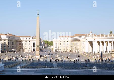 Blick auf den Petersplatz im Vatikan, Rom, Italien Stockfoto