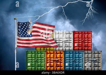 Konzept des US-Zollhandelskrieges mit Containern und amerikanischer Flagge, die vom Blitz getroffen wurden Stockfoto