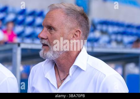 Genk, Belgien. Mai 2025. GENK, BELGIEN - 11. MAI: Trainer Thorsten Fink von KRC Genk während des Jupiler Pro League Championship Play offs Spiels zwischen KRC Genk und Club Brugge KV in der Cegeka Arena am 11. Mai 2025 in Genk, Belgien. (Foto von Joris Verwijst/Orange Pictures) Credit: Orange Pics BV/Alamy Live News Stockfoto