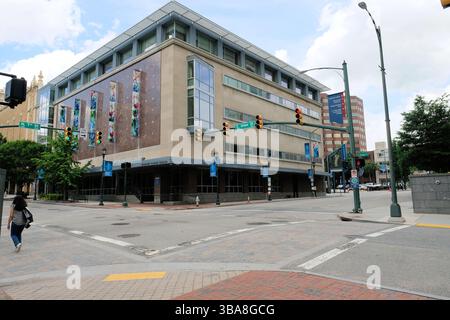 Das Dorothy Pauley Square and Carpenter Theatre, Teil des Dominion Energy Center, ist ein Komplex für darstellende Künste in Richmond, Virginia. Stockfoto
