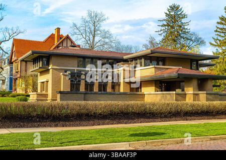 Grand Rapids, MI, USA - 23.04.2025: Foto des Meyer May House in Grand Rapids Michigan, ein historisches architektonisches Wahrzeichen, entworfen von Frank Lloyd W. Stockfoto