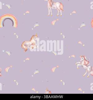 Nahtloses Aquarellmuster mit Einhorn und mehrfarbigen Sternen. Handgezeichnete Illustrationen des Hintergrunds für Kindertagetapeten, Babytextilien oder Stockfoto