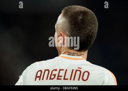 Bergamo, Italien. Mai 2025. Esmoris Angelino von AS Roma während des Spiels Atalanta vs AS Roma Serie A im Gewiss Stadium in Bergamo. Der Bildnachweis sollte lauten: Jonathan Moscrop/Sportimage Credit: Sportimage Ltd/Alamy Live News Stockfoto