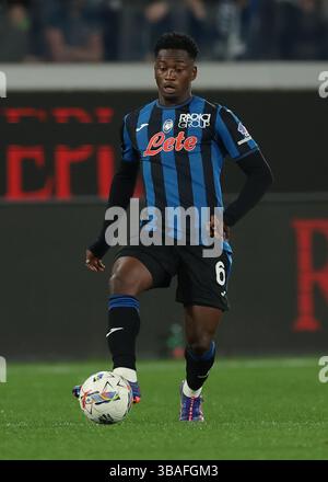 Bergamo, Italien. Mai 2025. Ibrahim Sulemana von Atalanta während des Spiels Atalanta vs AS Roma Serie A im Gewiss Stadium in Bergamo. Der Bildnachweis sollte lauten: Jonathan Moscrop/Sportimage Credit: Sportimage Ltd/Alamy Live News Stockfoto