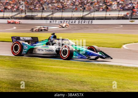 Indianapolis, Usa. Mai 2025. Graham Rahal (#15 Rahal Letterman Lanigan Racing Honda) Rennen während des NTT IndyCar Series Sonsio Grand Prix. Palou gewann das Rennen. (Foto: Jeremy Hogan/SOPA Images/SIPA USA) Credit: SIPA USA/Alamy Live News Stockfoto