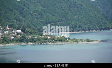 Bridging Nature – Panoramablick von Shizuoka, Japan Stockfoto