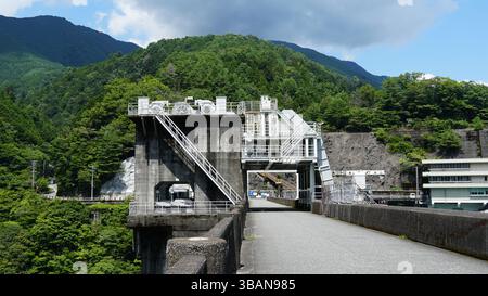Bridging Nature – Panoramablick von Shizuoka, Japan Stockfoto