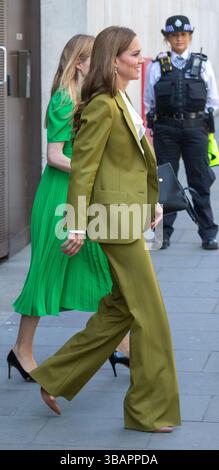 London, England, Großbritannien. Mai 2025. CATHERINE, Prinzessin von Wales, verlässt die British Fashion Council-Veranstaltung im Zentrum von London, nachdem sie den Queen Elizabeth II Award verliehen hat. (Kreditbild: © Tayfun Salci/ZUMA Press Wire) NUR REDAKTIONELLE VERWENDUNG! Nicht für kommerzielle ZWECKE! Quelle: ZUMA Press, Inc./Alamy Live News Stockfoto