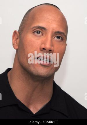 Dwayne Johnson bei The Press Junket für den Film „Tooth Fairy“ in Los Angeles – 09. Januar 2010 Stockfoto