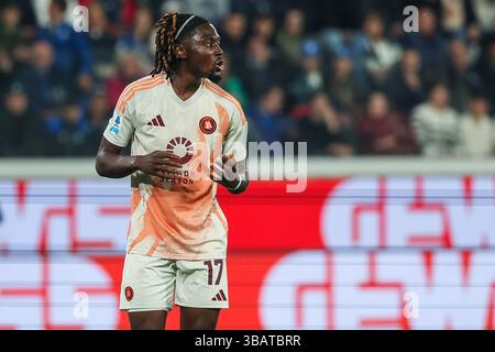 Bergamo, Italien. Mai 2025. Manu Kone von AS Roma reagierte während des Fußballspiels der Serie A 2024/25 zwischen Atalanta BC und AS Roma im Gewiss Stadium Credit: dpa/Alamy Live News Stockfoto