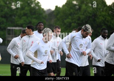 Roma, Italien. Mai 2025. Während des Trainings vor dem Finale der Coppa Italia zwischen Mailand und Bologna im Olympischen Trainingszentrum Giulio Onesti in Rom, Italien. Dienstag, 13. Mai 2025. Sport Soccer (Foto: Fabrizio Corradetti/LaPresse) Credit: LaPresse/Alamy Live News Stockfoto