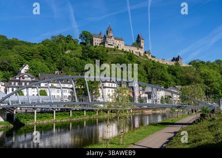 Altena, an der Lenne, oberhalb der Burg Altena, Heimat der weltweit ersten Jugendherberge, Märkischer Kreis, kleine Stadt im Sauerland, Rad A Stockfoto