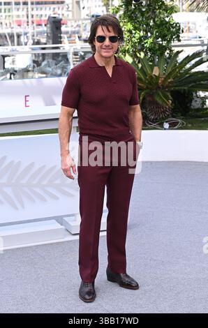 Cannes, Frankreich. Mai 2025. Tom Cruise besucht die Mission Impossible, den Fotobesuch des Final Reckoning, Teil des 78. Filmfestivals von Cannes, Palais des Festivals. Quelle: Doug Peters/EMPICS/Alamy Live News Stockfoto