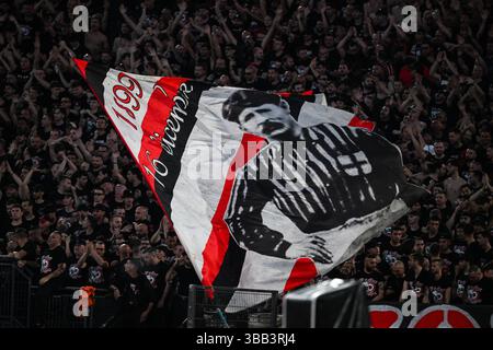 Fans des Bologna FC beim Coppa Italia-Finale zwischen dem AC Milan und dem Bologna FC am 14. Mai 2025 im Stadio Olimpico in Roma, Italien. Foto: Tiziano Ballabio Stockfoto