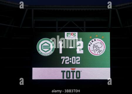Groningen, Niederlande. Mai 2025. GRONINGEN, 14.05.2025, Stadion Euroborg, Dutch Eredivisie Football Saison 2024/2025. Spiel zwischen FC Groningen und Ajax. scoreboard Credit: Pro Shots/Alamy Live News Stockfoto