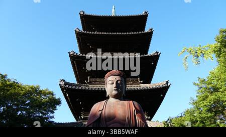 Tempel von Nagoya im Sommer – heilige Orte Stockfoto