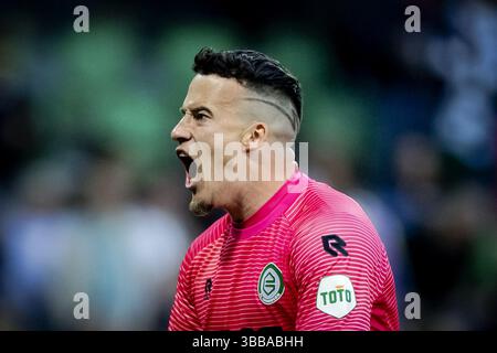 GRONINGEN - FC Groningen Torhüterin Etienne Vaessen während des niederländischen Eredivisie-Spiels zwischen dem FC Groningen und Ajax im Euroborg-Stadion am 14. Mai 2025 in Groningen, Niederlande. ANP ROBIN VAN LONKHUIJSEN Stockfoto