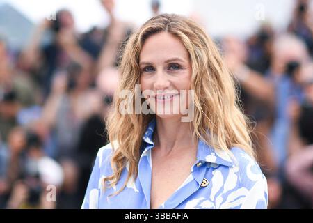Cannes, Frankreich. Mai 2025. Cecile de France nahm am 15. Mai 2025 im Rahmen des 78. Filmfestivals in Cannes Teil. Foto: Aurore Marechal/ABACAPRESS.COM Credit: Abaca Press/Alamy Live News Stockfoto