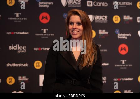 London, England. Mai 2025. Prinzessin Beatrice posiert auf dem roten Teppich bei den FEVO Sport Industry Awards. Cristina Massei/Alamy Live News Stockfoto