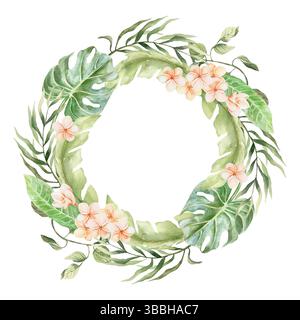 Tropischer Kranz aus rosa Plumeria-Blüten, grünen Palmenblättern und Monstera. Handgezeichnete Aquarellillustration isoliert auf weiß. Für Karten, Einladungen Stockfoto