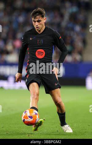 Barcelona, Spanien. Mai 2025. Pedri (8) vom FC Barcelona, der während des LaLiga-Spiels zwischen Espanyol und FC Barcelona im RCDE-Stadion in Barcelona zu sehen war. Quelle: Gonzales Photo/Alamy Live News Stockfoto