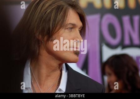 Der Country-Star und Schauspieler Billy Ray Cyrus kommt am 2. April 2009 zur Premiere von Hannah Montana: The Movie im El Capitan Theatre in Hollywood, Kalifornien. Stockfoto