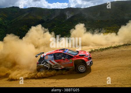 Piombino, Piombino, Italien. Mai 2025. Fahren Yohan Rossel und Co-Pilot Arnaud Dunand, vom Team Ph Sport Citroen C3 Rally2, sie treffen auf den 1. The Day of the Race, während der FIA World Rally Championship WRC Vodafone Rally de Portugal 2025, 16. Mai, Matosinhos, Portugal Credit: Luca Barsali/ZUMA Press Wire/ZUMA Wire/Alamy Live News Stockfoto