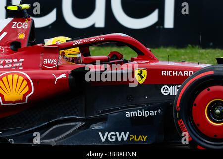 Imola, Italie. Mai 2025. Während der Formel 1 AWS Gran Premio del Made in Italy e Dell'Emilia-Romagna 2025, Emilia Romagna Grand Prix 2025, 7. Runde der FIA Formel-1-Weltmeisterschaft 2025 vom 16. Bis 18. Mai 2025 auf dem Autodromo Internazionale Enzo e Dino Ferrari in Imola, Italien - Foto Javier Jimenez/DPPI Credit: DPPI Media/Alamy Live News Stockfoto