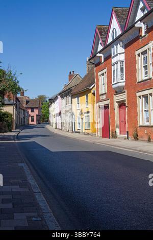 Gainsborough Street, Sudbury, Suffolk, England. Eine Straße mit dem Haus, in dem der berühmte Künstler Thomas Gainsborough geboren wurde und lebte Stockfoto