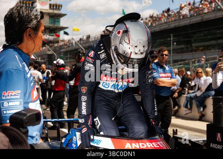 Indianapolis, USA. Mai 2025. INDIANAPOLIS, INDIANA – 17. Mai: Andretti Global Pilot Marco Andretti während der Qualifikation für die NTT IndyCar Series 109. Lauf des Indianapolis 500 auf dem Indianapolis Motor Speedway am 17. Mai 2025 in Indianapolis, Indiana. (Quelle: Jeremy Hogan/Alamy Live News Stockfoto