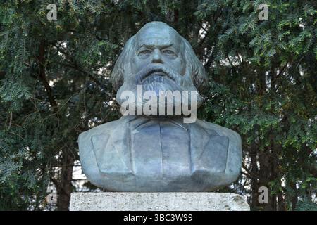 Karl-Marx-Denkmal, Strausberger Platz, Friedrichshain, Berlin, Deutschland Stockfoto