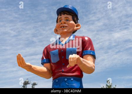 Atlanta, Illinois - USA - 15. Mai 2025: The Snerd Giant im American Giants Museum an der historischen Route 66 in Atlanta, Illinois, USA. Stockfoto