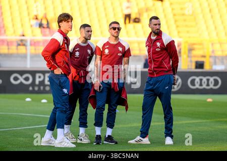 Lecce, Italien. Mai 2025. Inspektion des Torino-Feldes während des Fußballspiels der Serie A Enilive zwischen US Lecce und Turin FC im Via del Mare Stadium in Lecce, Italien, am 18. Mai 2025. (Foto Fabrizio Corradetti/LaPresse) Credit: LaPresse/Alamy Live News Stockfoto