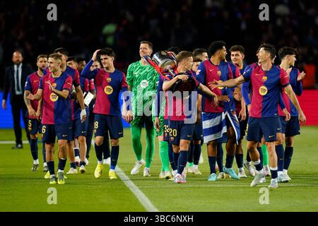 Barcelona, Spanien. Mai 2025. Die Spieler des FC Barcelona spielten während des Spiels La Liga EA Sports zwischen dem FC Barcelona und Villarreal CF am 18. Mai 2025 im Lluis Companys Stadium in Barcelona, Spanien. (Foto: Sergio Ruiz/Imago) Credit: PRESSINPHOTO SPORTS AGENCY/Alamy Live News Stockfoto