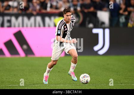 Turin, Italien. Mai 2025. Kenan Yildiz von Juventus während des Spiels Juventus gegen Udinese Serie A im Allianz Stadium in Turin. Der Bildnachweis sollte lauten: Jonathan Moscrop/Sportimage Credit: Sportimage Ltd/Alamy Live News Stockfoto