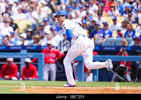 Kalifornien, USA. Mai 2025. Shohei Ohtani, (Dodgers), 18. Mai 2025: Baseball: MLB reguläre Saison zwischen Los Angeles Dodgers und Los Angeles Angels im Dodger Stadium in Kalifornien. Creative 2/AFLO/Alamy Live News Stockfoto