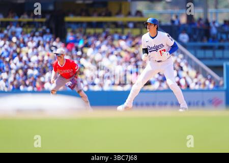 Kalifornien, USA. Mai 2025. Shohei Ohtani, (Dodgers), 18. Mai 2025: Baseball: MLB reguläre Saison zwischen Los Angeles Dodgers und Los Angeles Angels im Dodger Stadium in Kalifornien. Creative 2/AFLO/Alamy Live News Stockfoto