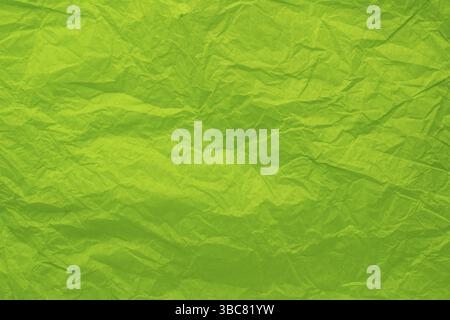 Grunge, zerknittert, zerknittert und gefaltet hellgrüner Papierhintergrund Stockfoto