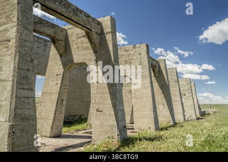 Betonruinen einer von fünf Reduktionsanlagen und Pumpstationen, die während des Ersten Weltkriegs Kaliprodukte herstellen, in der Nähe von Antioch, Nebraska Stockfoto