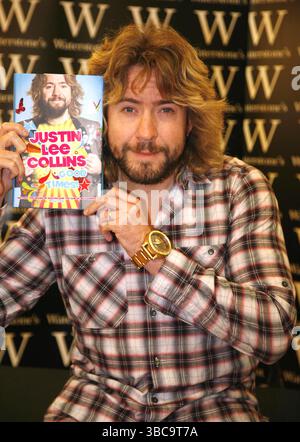 Justin Lee Collins bei einer Unterzeichnung seines neuen Buches „Good Times“ in Waterstones in Kent am 22. September 2009 Stockfoto