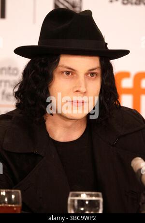 Jack White auf der Pressekonferenz für „White Stripes: Under the Great White Northern Lights“ beim Toronto International Film Festival in Kanada am 18. September 2009 Stockfoto