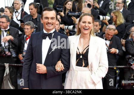 Rupert Friend und Aimee Mullins bei der Phoenizische Meisterstreich / The Phoenician Scheme Film Premiere am 18.05.2025 im Rahmen vom 78. Filmfestival in Cannes phönizisches Meisterstreich Filmpremiere in Cannes *** Rupert Friend und Aimee Mullins bei der phönizischen Scheme Filmpremiere am 18. 05 2025 beim Filmfestival 78 in Cannes phönizisches Scheme Filmpremiere in Cannes Stockfoto